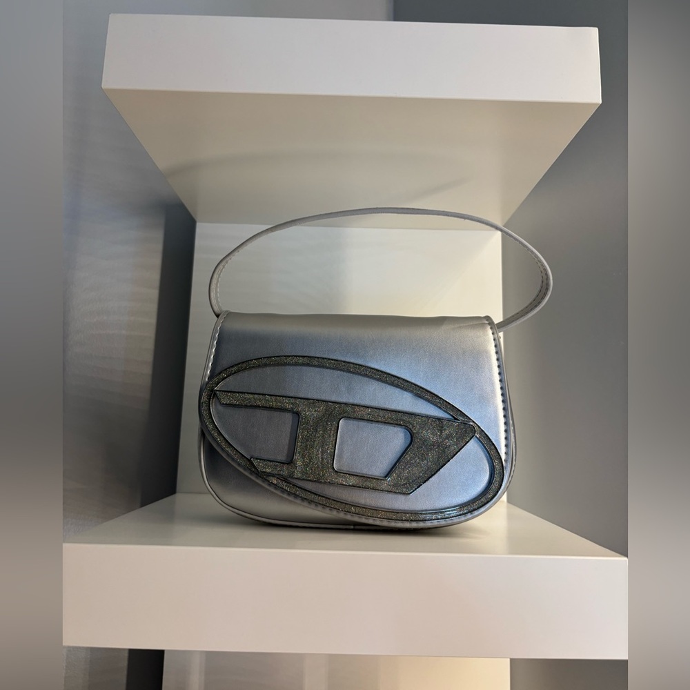 Diesel purse